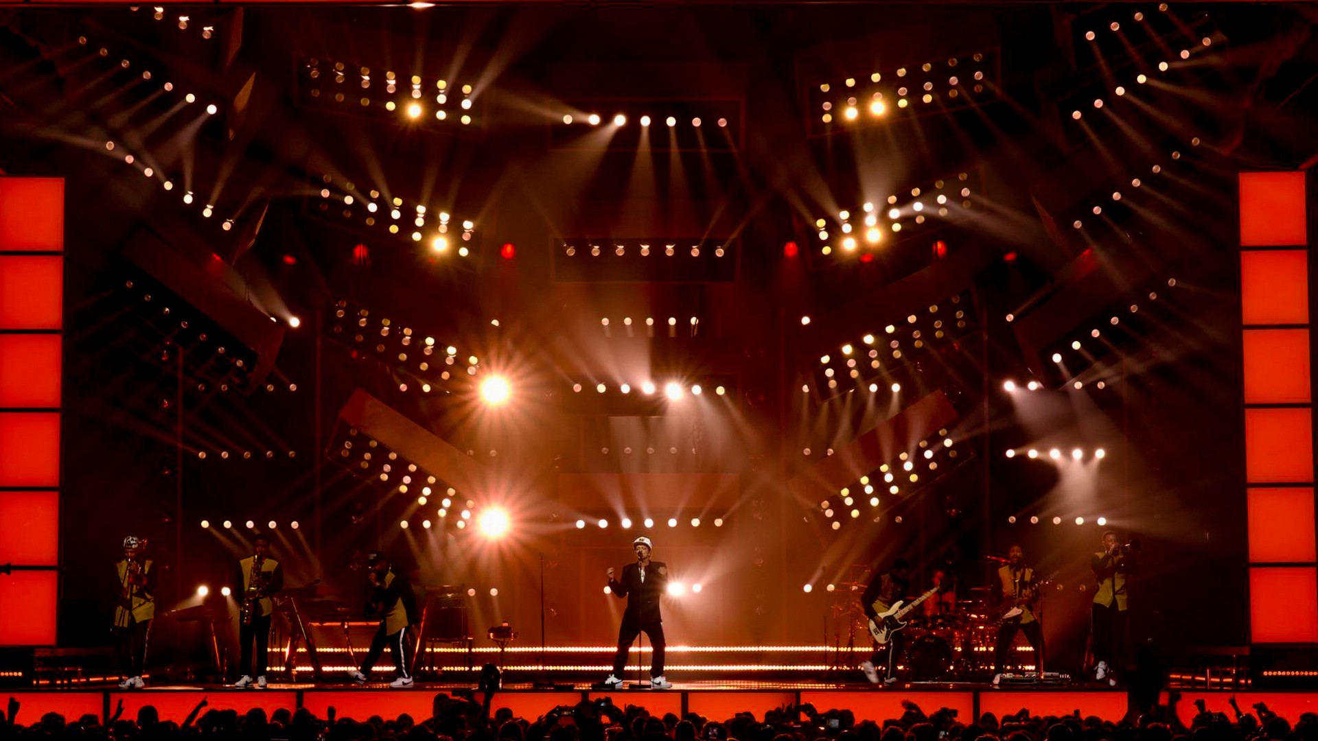 Bruno Mars Concert Wallpaper 1920x1080