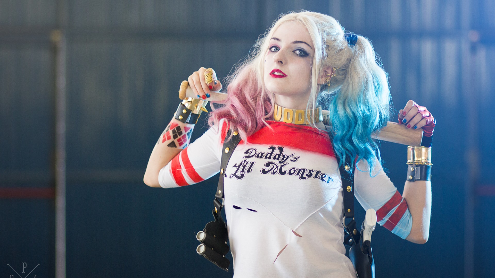 Pictures Of Harley Quinn HD Wallpaper with image resolution 1920x1080 pixel. You can make this wallpaper for your Desktop Computer Backgrounds, Mac Wallpapers, Android Lock screen or iPhone Screensavers
