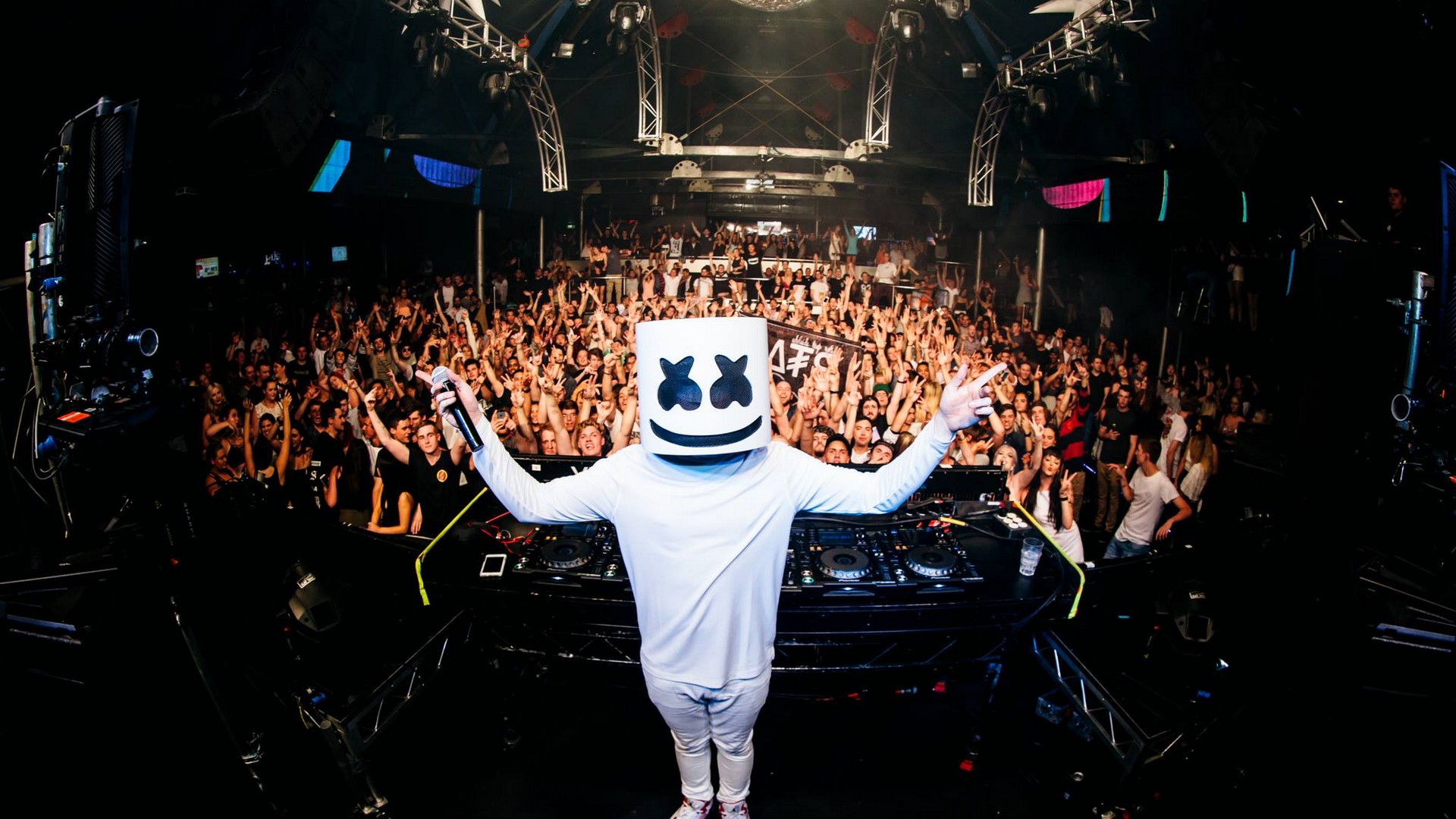 Wallpapers Computer Marshmello with high-resolution 1920x1080 pixel. You can use this wallpaper for your Desktop Computer Backgrounds, Mac Wallpapers, Android Lock screen or iPhone Screensavers and another smartphone device